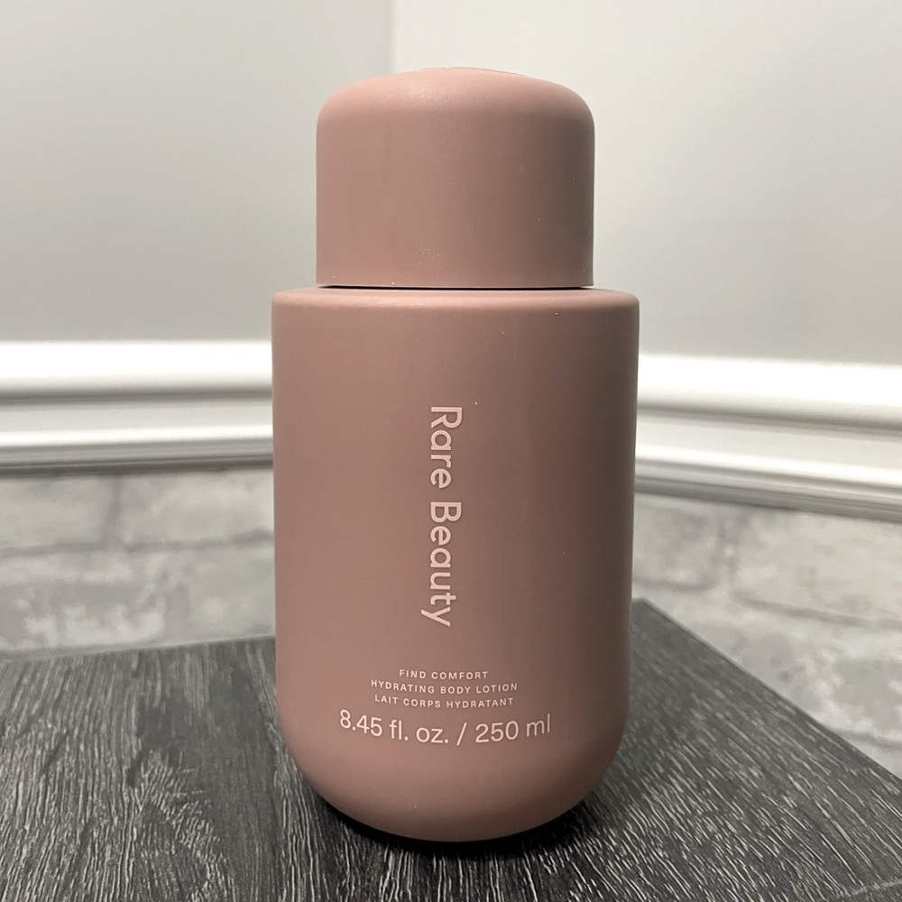 Rare Beauty‎ Find Comfort Niacinamide Body Lotion in  Warm Woods Scent NEW